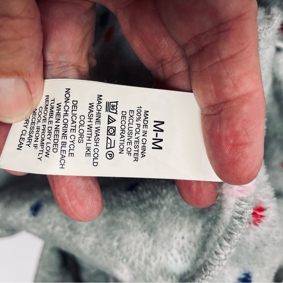 Kate Spade Fuzzy Polka Dot Short Robe - Picture 6 of 6